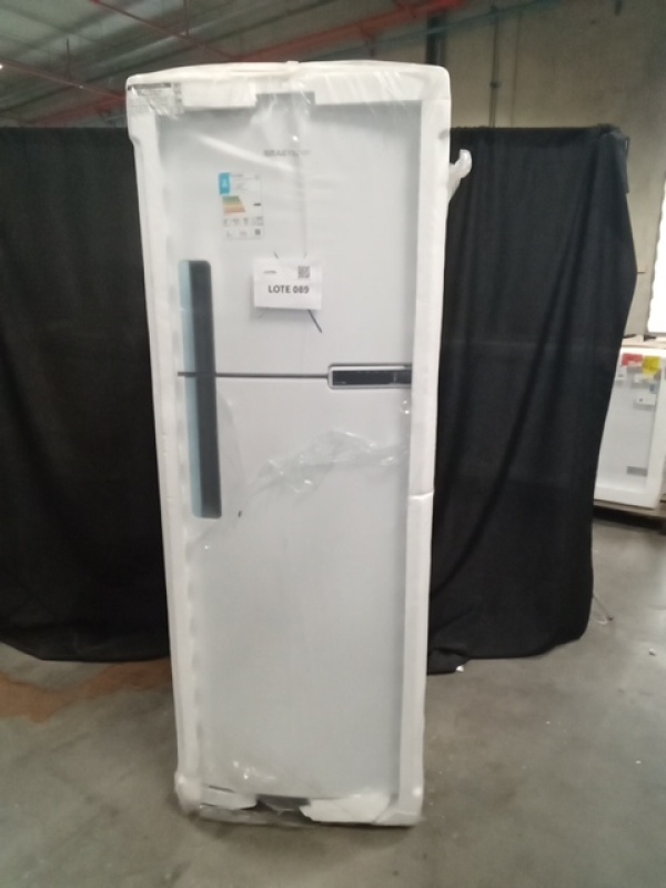 (01) REFRIGERADOR BRASTEMP BRM44HB 375L 110V BRANCO FROST FREE