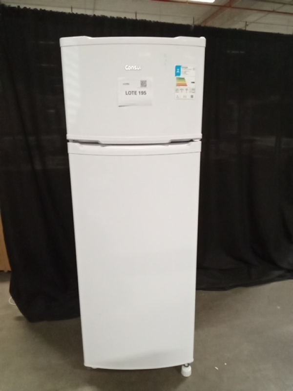 (01) REFRIGERADOR DUPLO 334L CONSUL CRD37 220V BRANCO